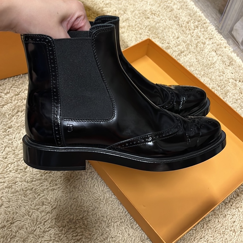 Tod’s Oxford Ankle boots